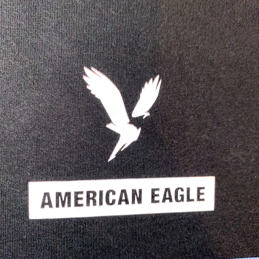 American Eagle Super Soft Tee, Black with White Logo, Men’s Medium, like new!